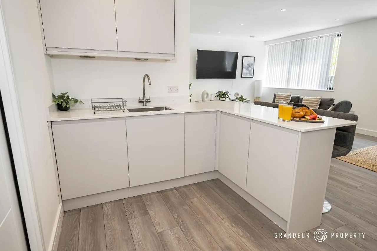 Carbery Lux By Grandeur Property Bournemouth