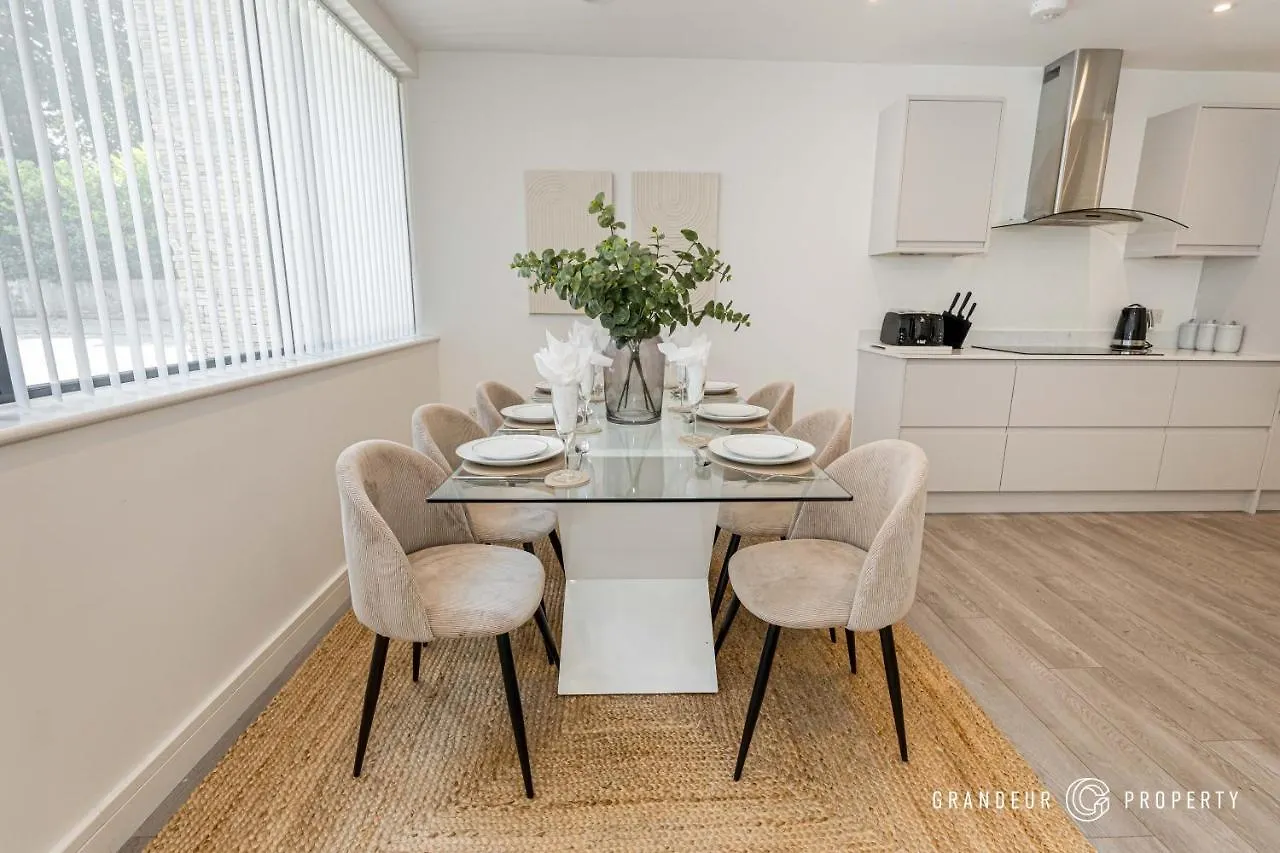 Carbery Lux By Grandeur Property Bournemouth United Kingdom